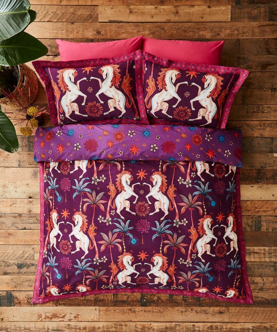 Animal Decor | Joe Browns Hypnotic Horses Reversible Duvet Set